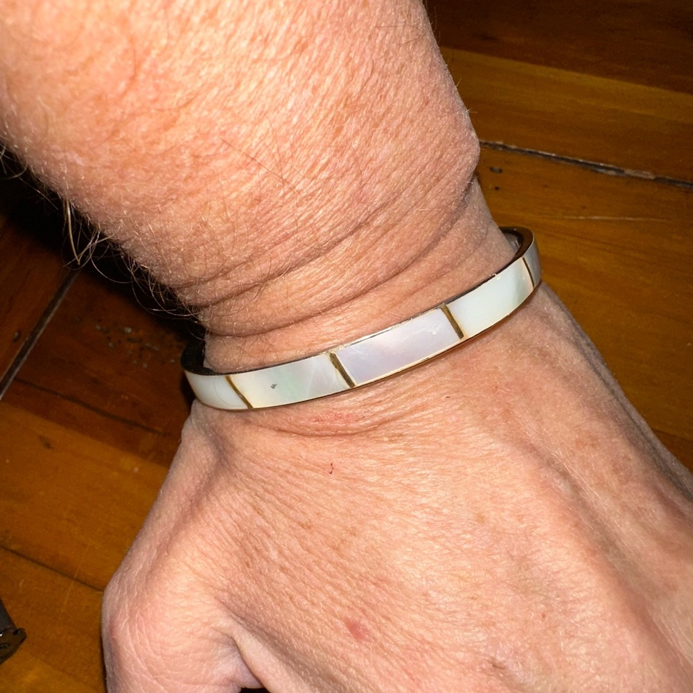 GRANDMA’S JEWELRY. MUST BE BUNDLED